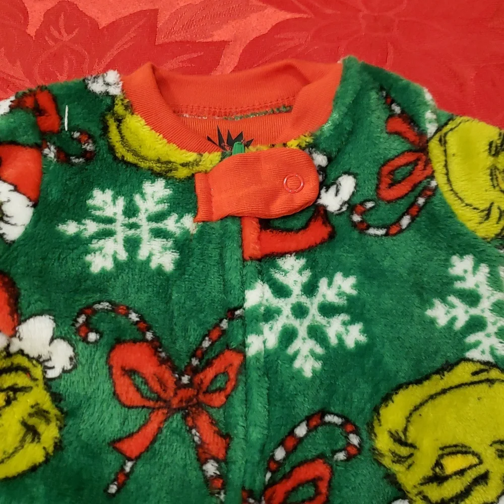 NEW Dr. Seuss Grinch Footie Pajamas